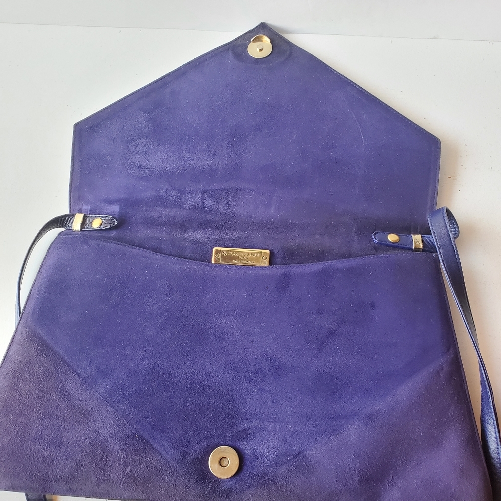 Vintage Charles Jourdan Paris  Purple Suede and Leather Shoulder Bag . - Picture 8 of 8
